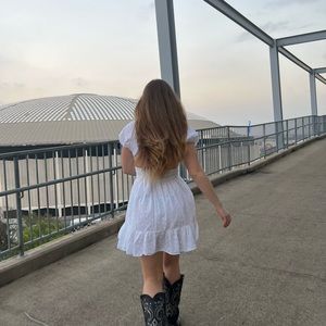 Meet your Posher, Alexis